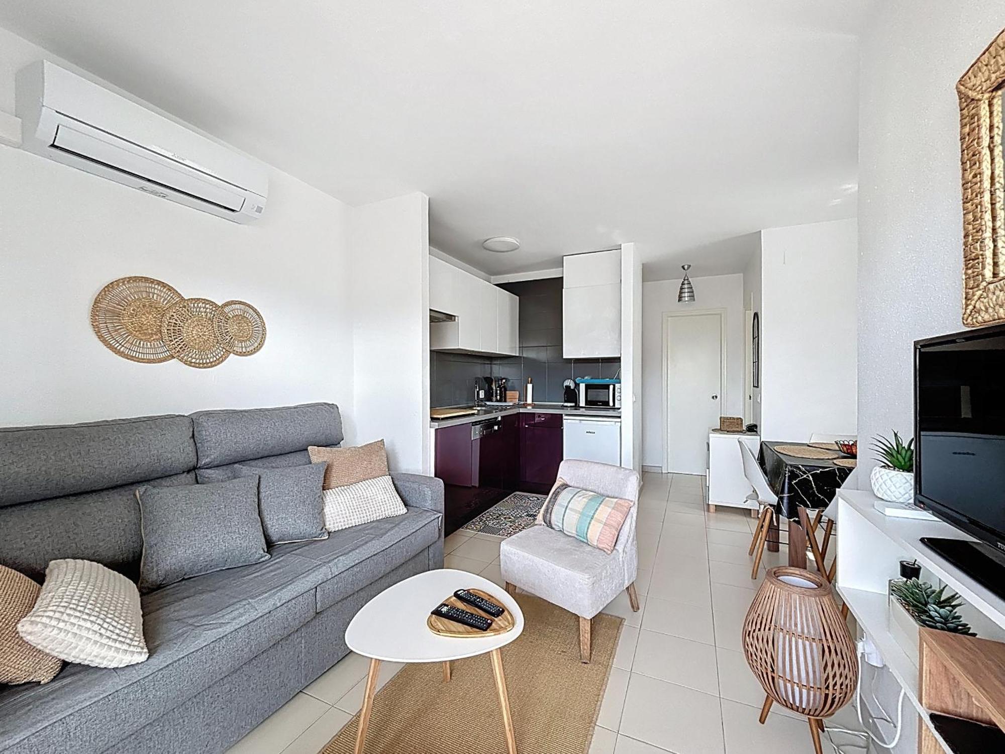 Sol Y Playa 4 1 Piso Muy Bonito Y Reformado Apartman Roses Kültér fotó